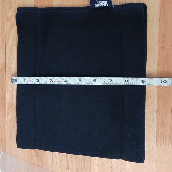 Lands' End Black Fleece Gaiter Neck Warmer - Picture 7 of 9